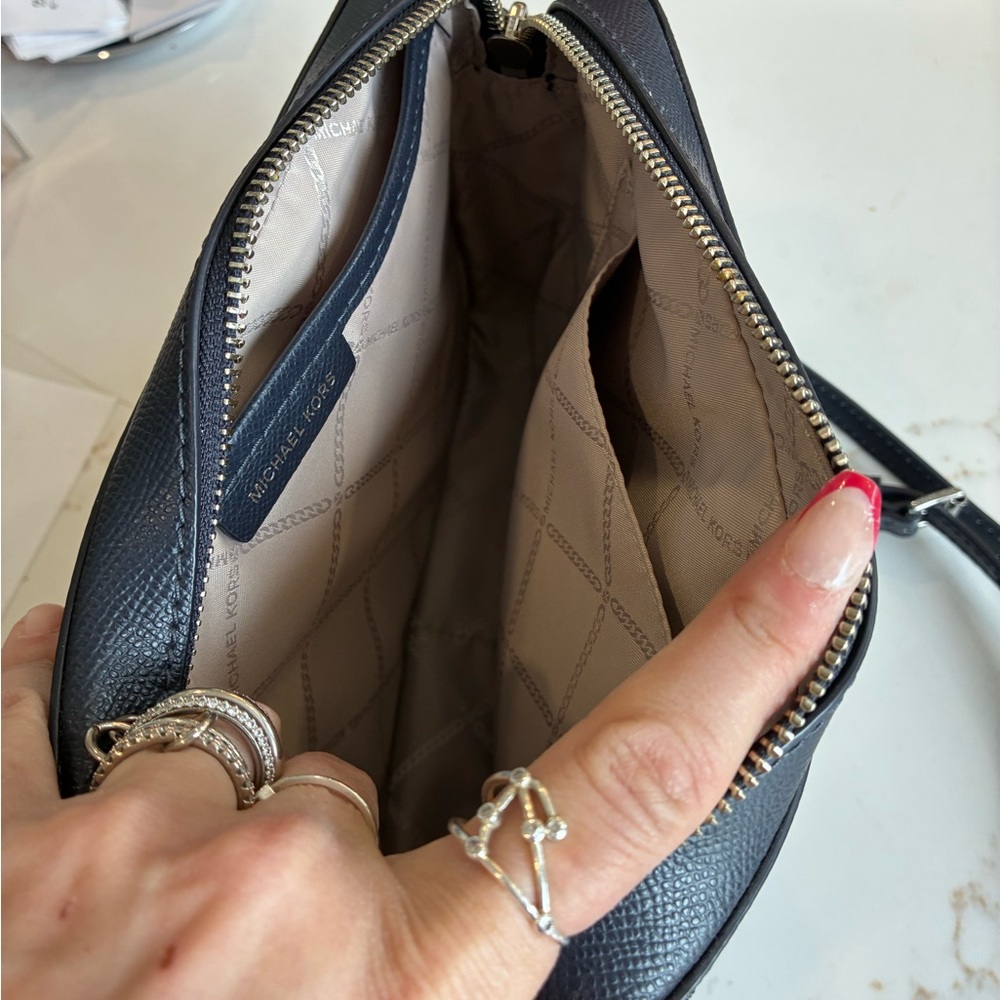 Michael Kors steel blue crossbody with silver detail NWT - Picture 2 of 2